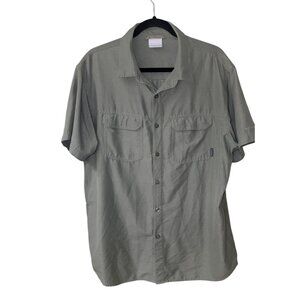Columbia PFG Performance Fishing Gear Short Sleeve Button Up Fishing Shirt Size